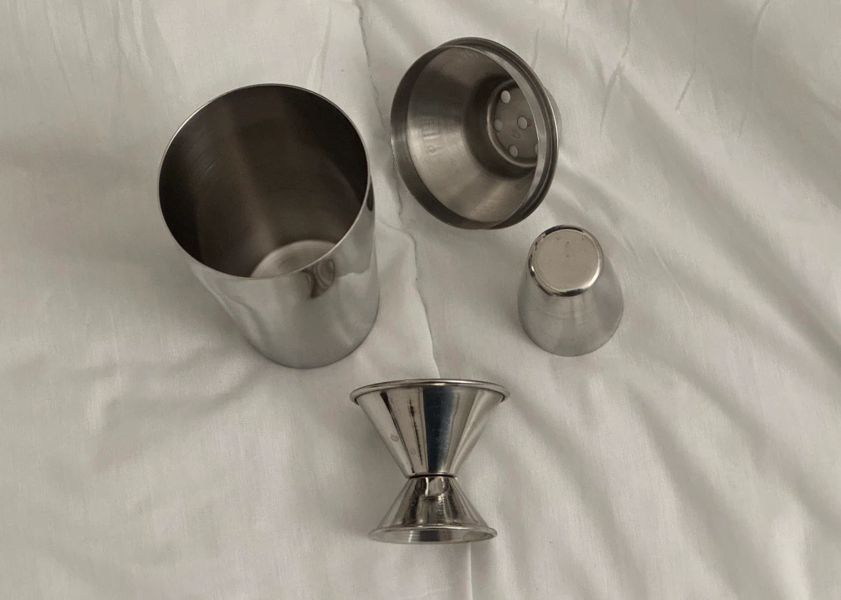 LIKE NEW cocktail shaker and jigger - photo 2