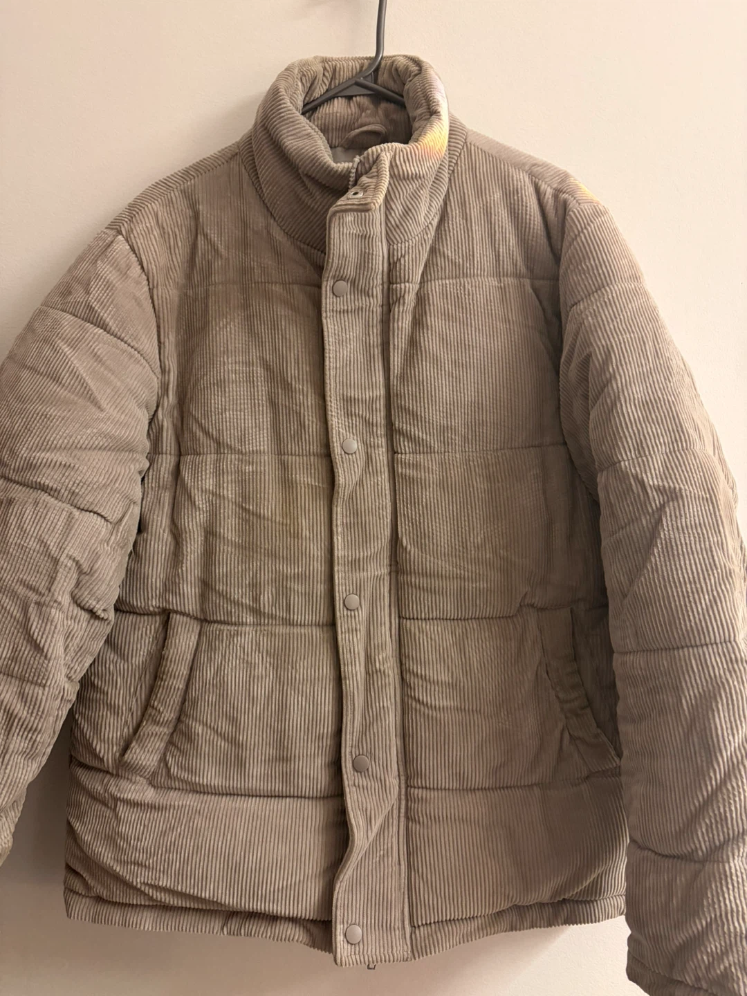 ASOS DESIGN Corduroy Puffer Jacket - Size S/M.