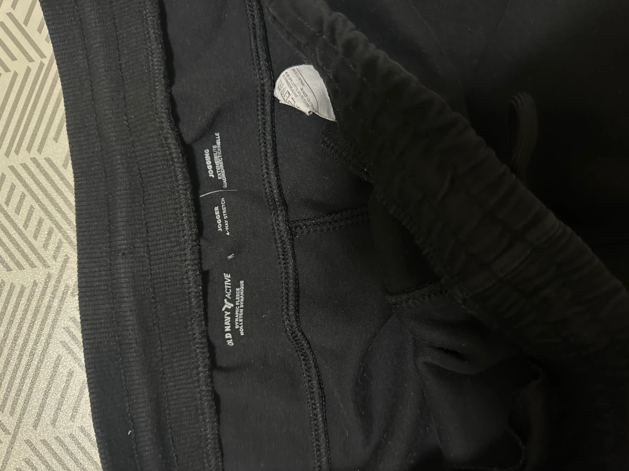Old Navy Active Jogger Pants - Black - Size M - photo 2