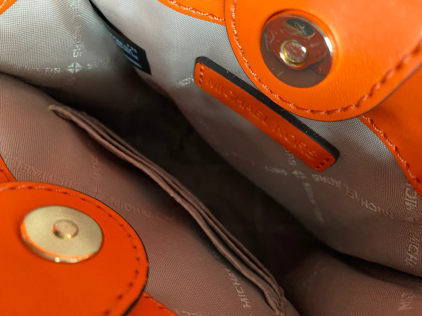 Michael Kors Orange Leather Handbag - photo 2