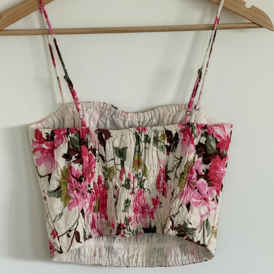 Boho inspired Abercrombie & Fitch Floral Smocked Crop Top - photo 2