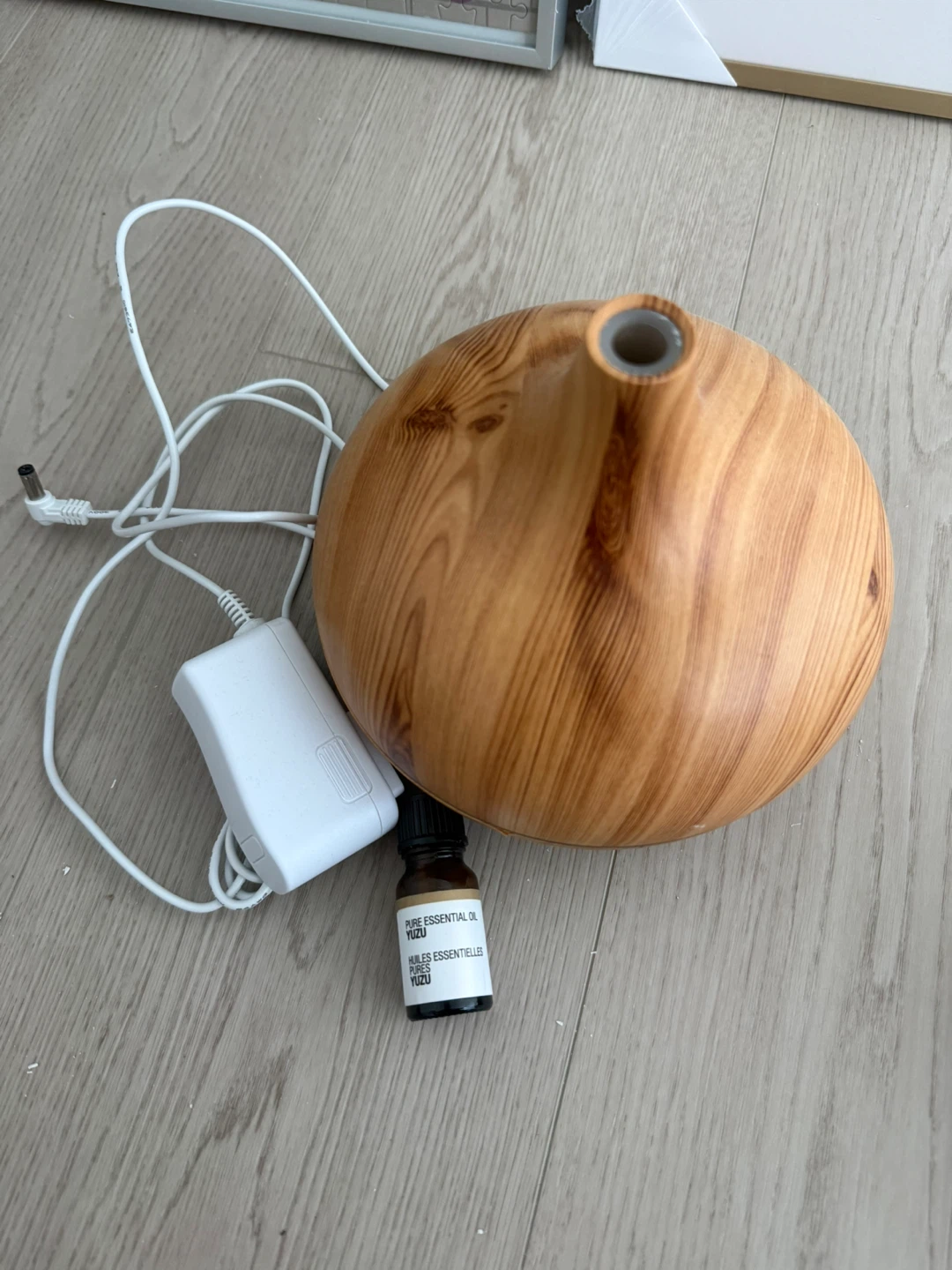 Essential Oil Diffuser with Yuzu Oil