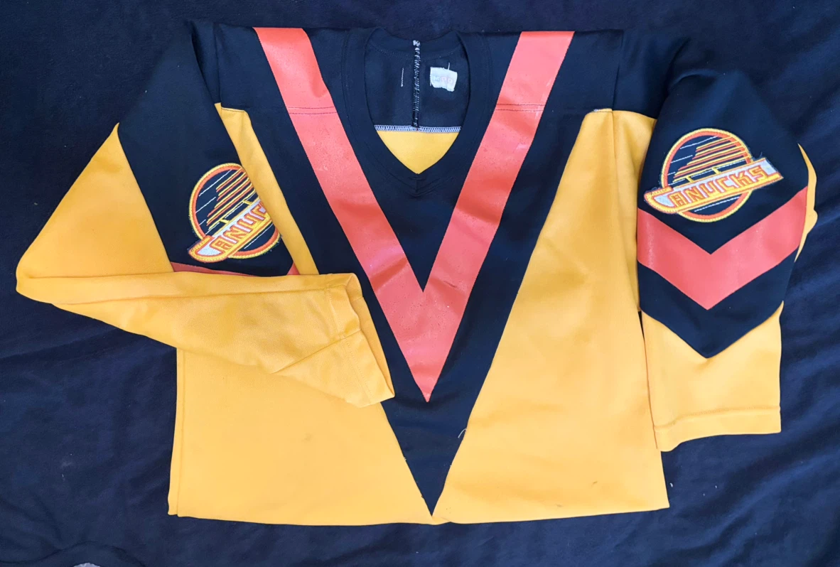 Vintage Vancouver Canucks "Flying V" CCM Jersey