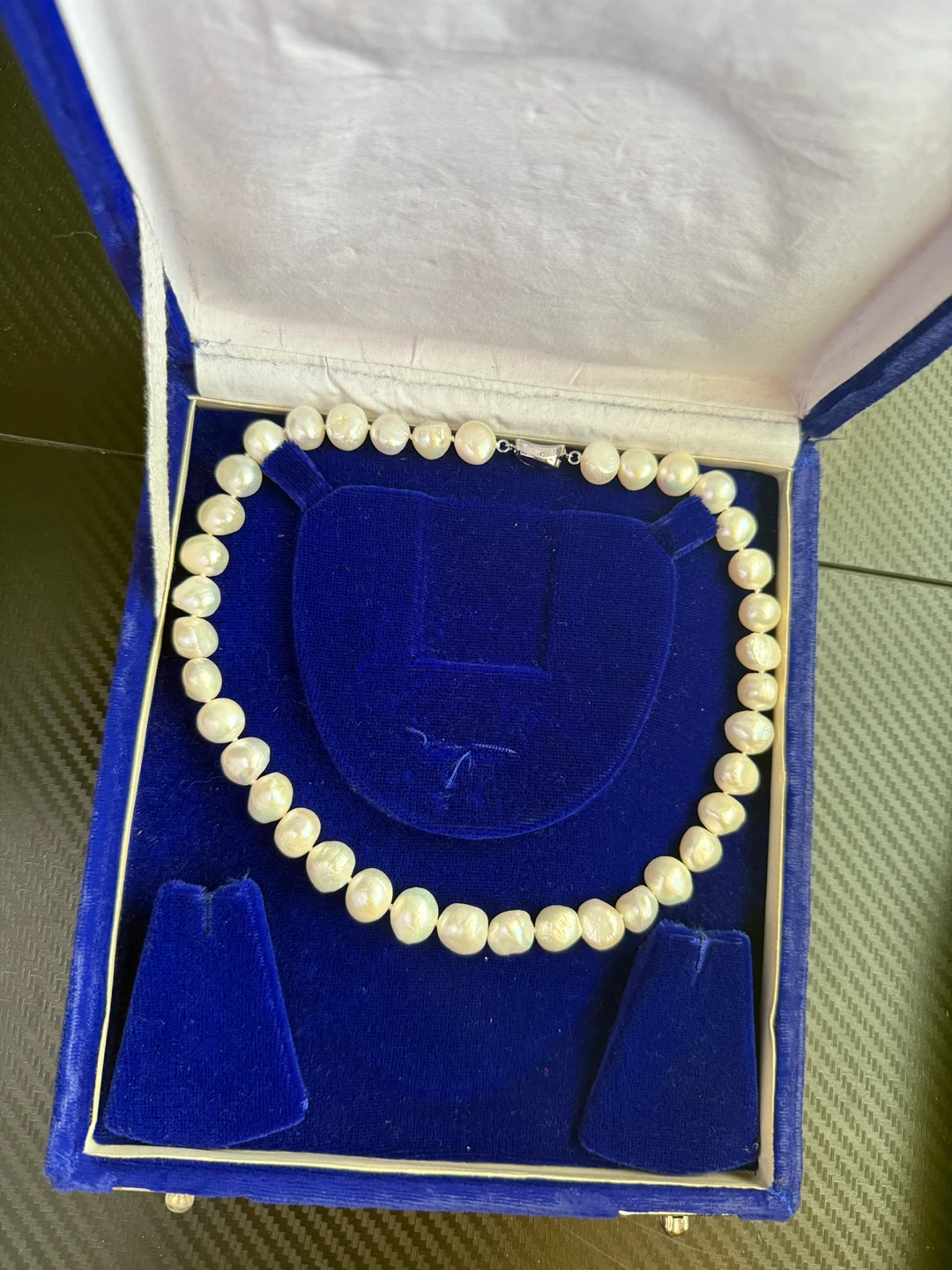 Elegant white pearl necklace - photo 3