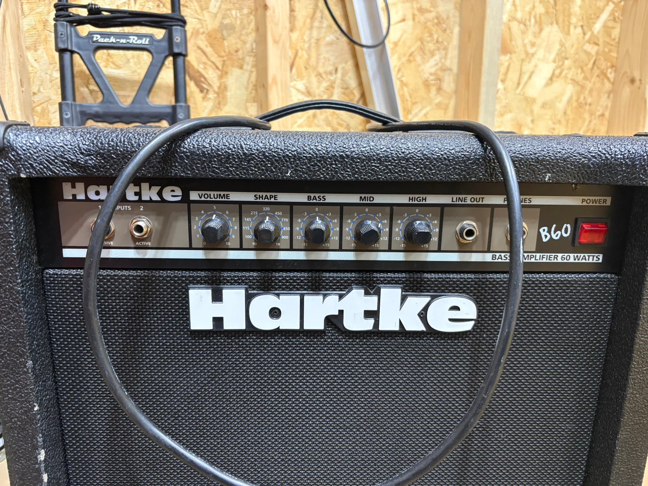 Hartke B60 Bass Guitar Combo Amplifier - photo 2