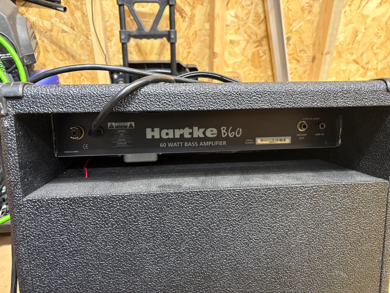 Hartke B60 Bass Guitar Combo Amplifier - photo 4