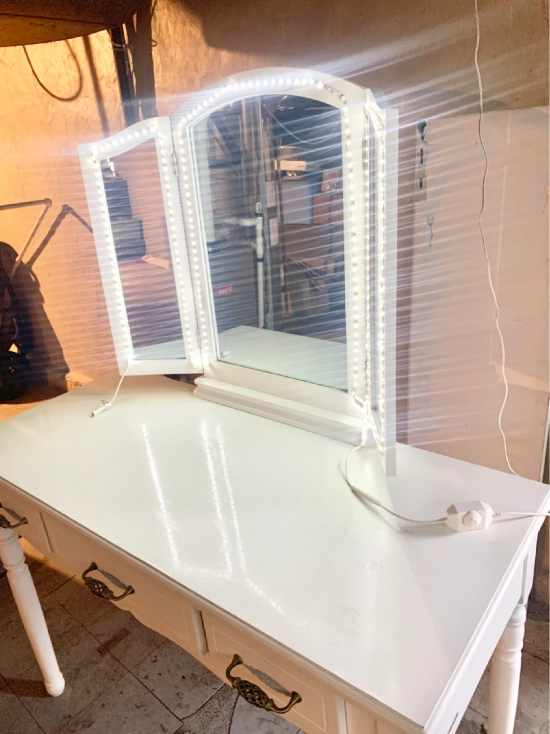 White Tri-Fold Vanity Mirror with LED Lights