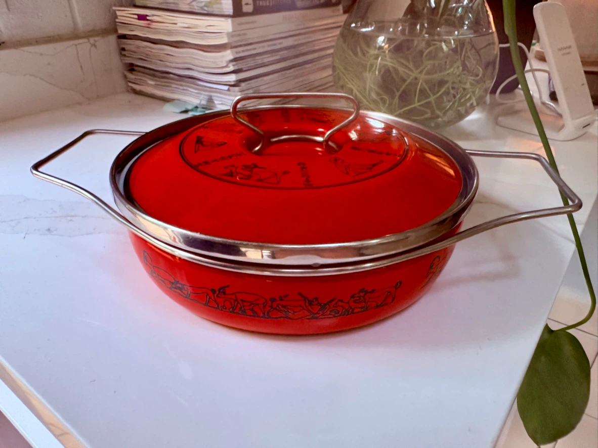 Sisal Italia Red Enamel Pot with Lid - photo 2