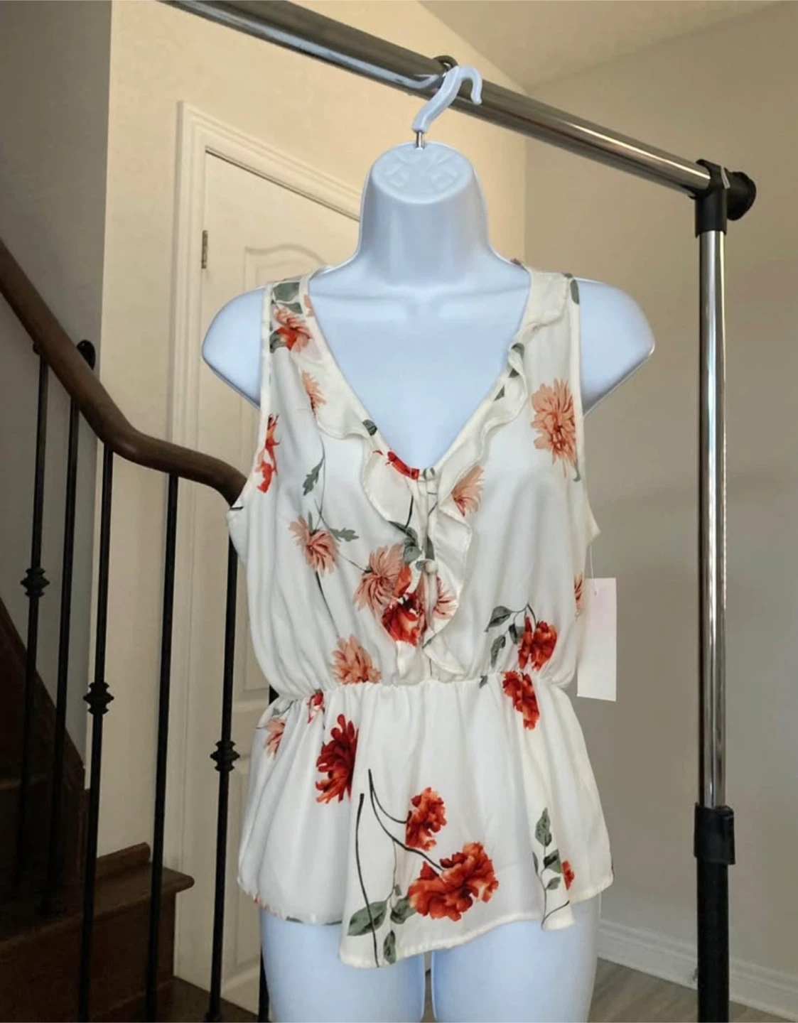 Women's Floral Ruffle Tank Top - XS