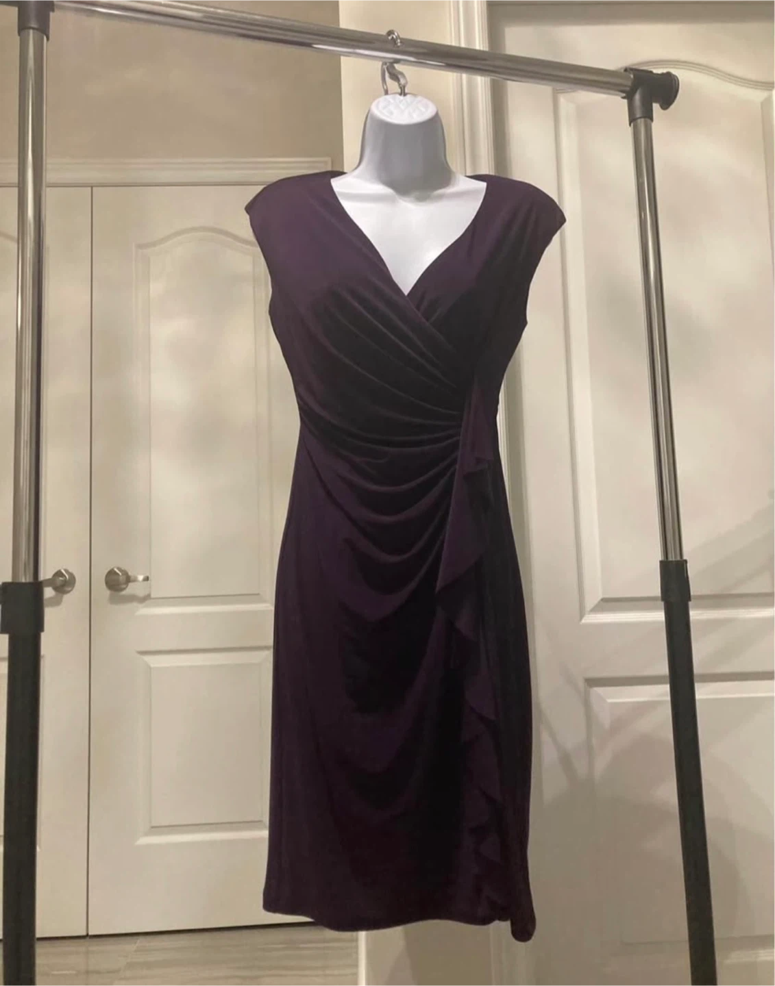 Purple Cap Sleeve Ruched Sheath Dress
