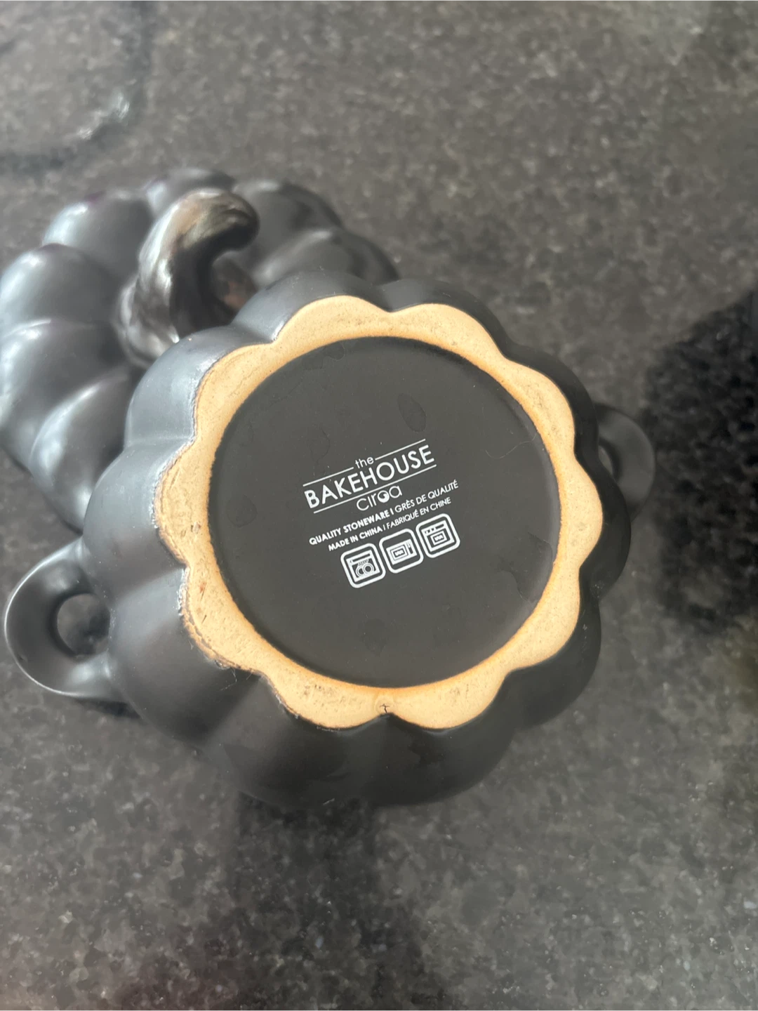The Bakehouse Ciroa Black Pumpkin Stoneware Dish Set - photo 3