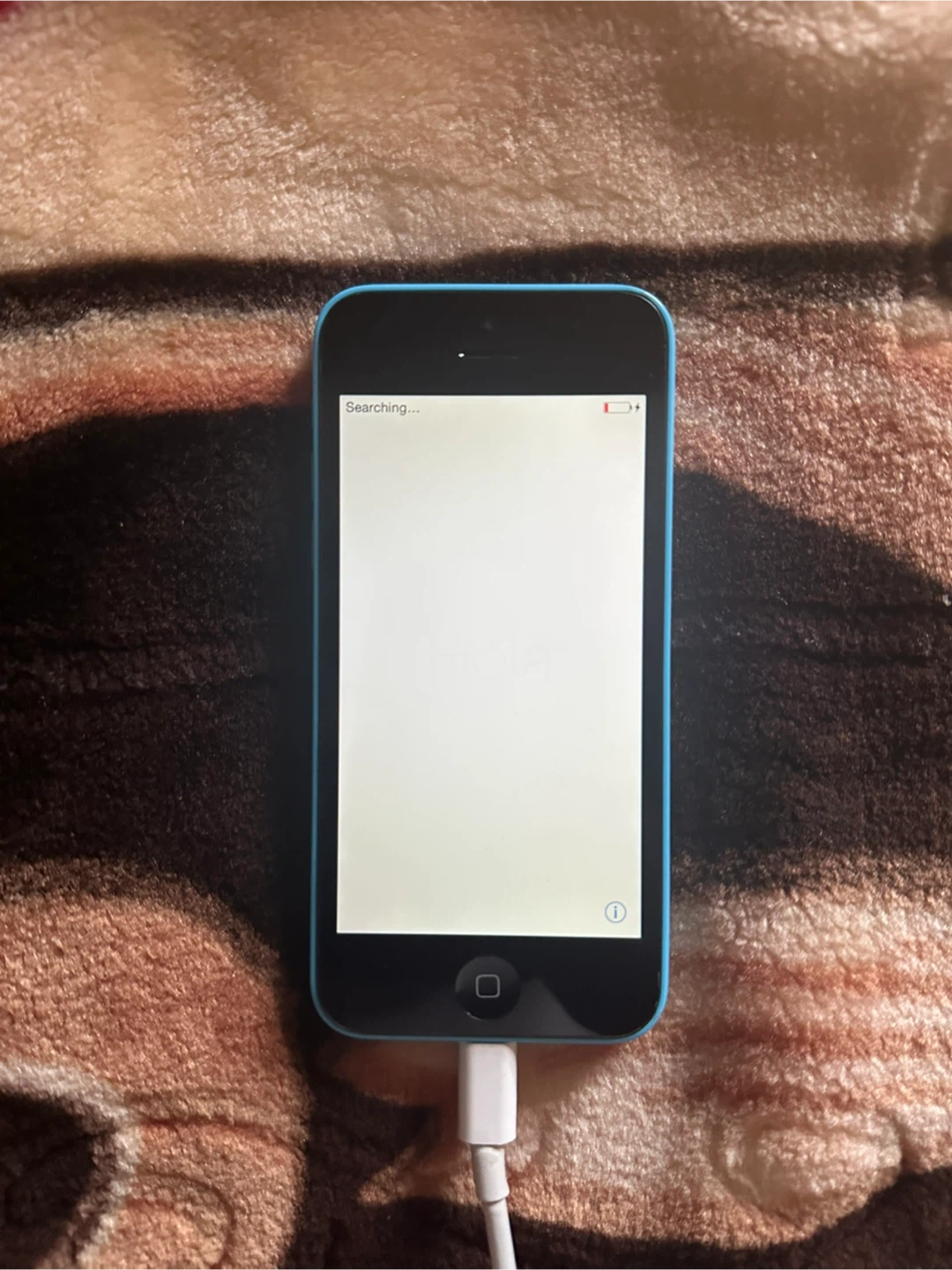 Apple iPhone 5C - photo 3