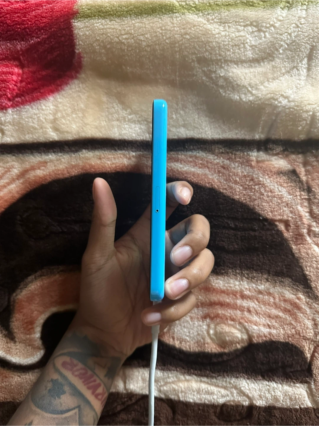 Apple iPhone 5C - photo 4