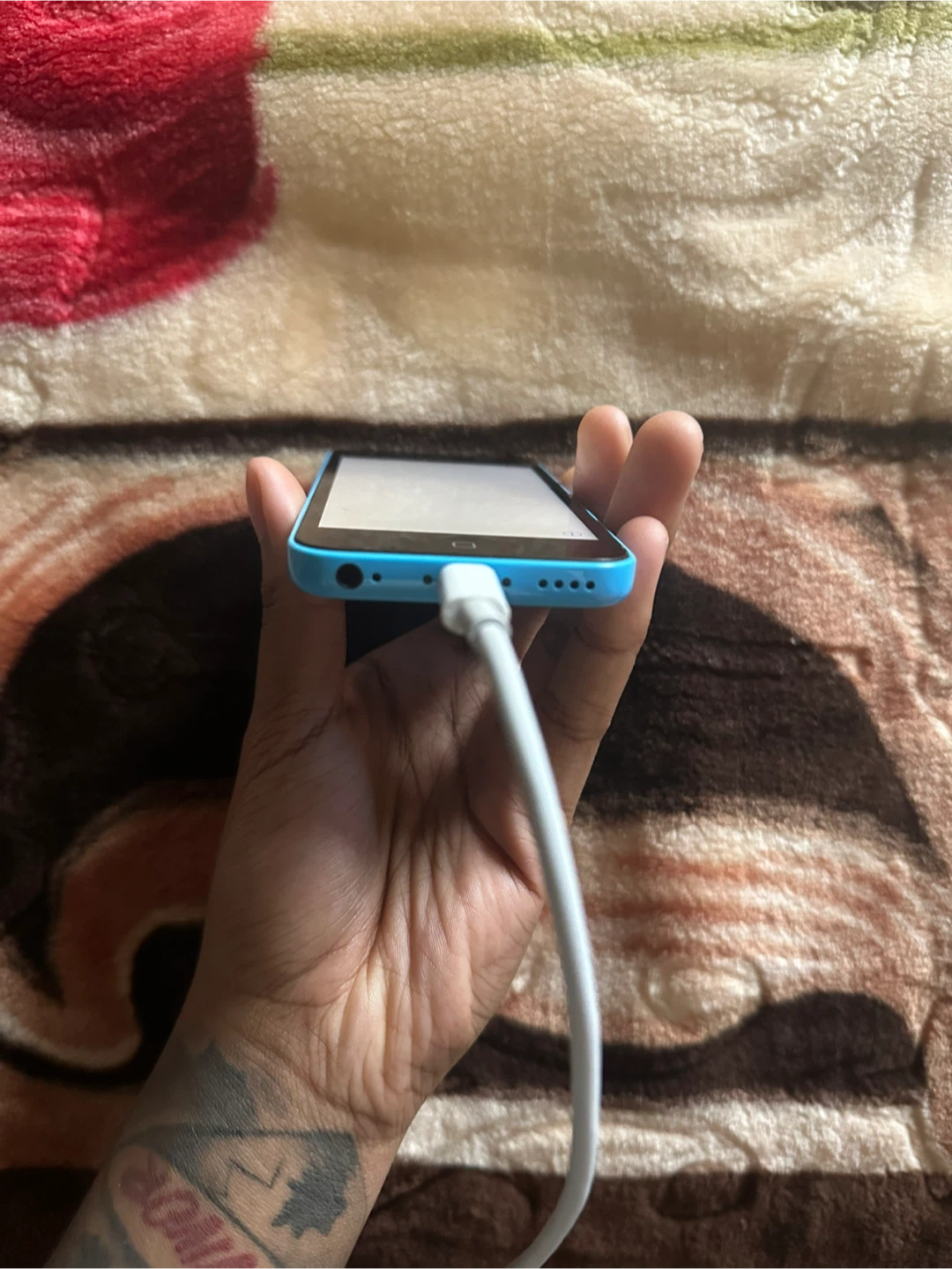 Apple iPhone 5C - photo 5