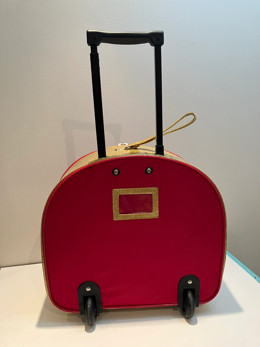Disney Princess Belle Rolling Suitcase - photo 3