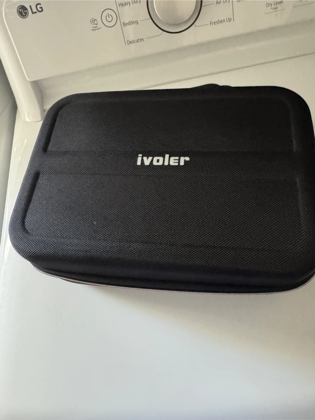 Ivoler Carrying Case with Shoulder Strap