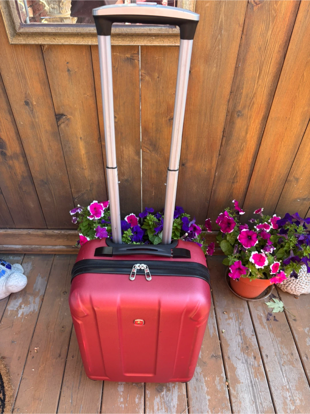 Swiss Gear Red Hardshell Carry-On Luggage - photo 2