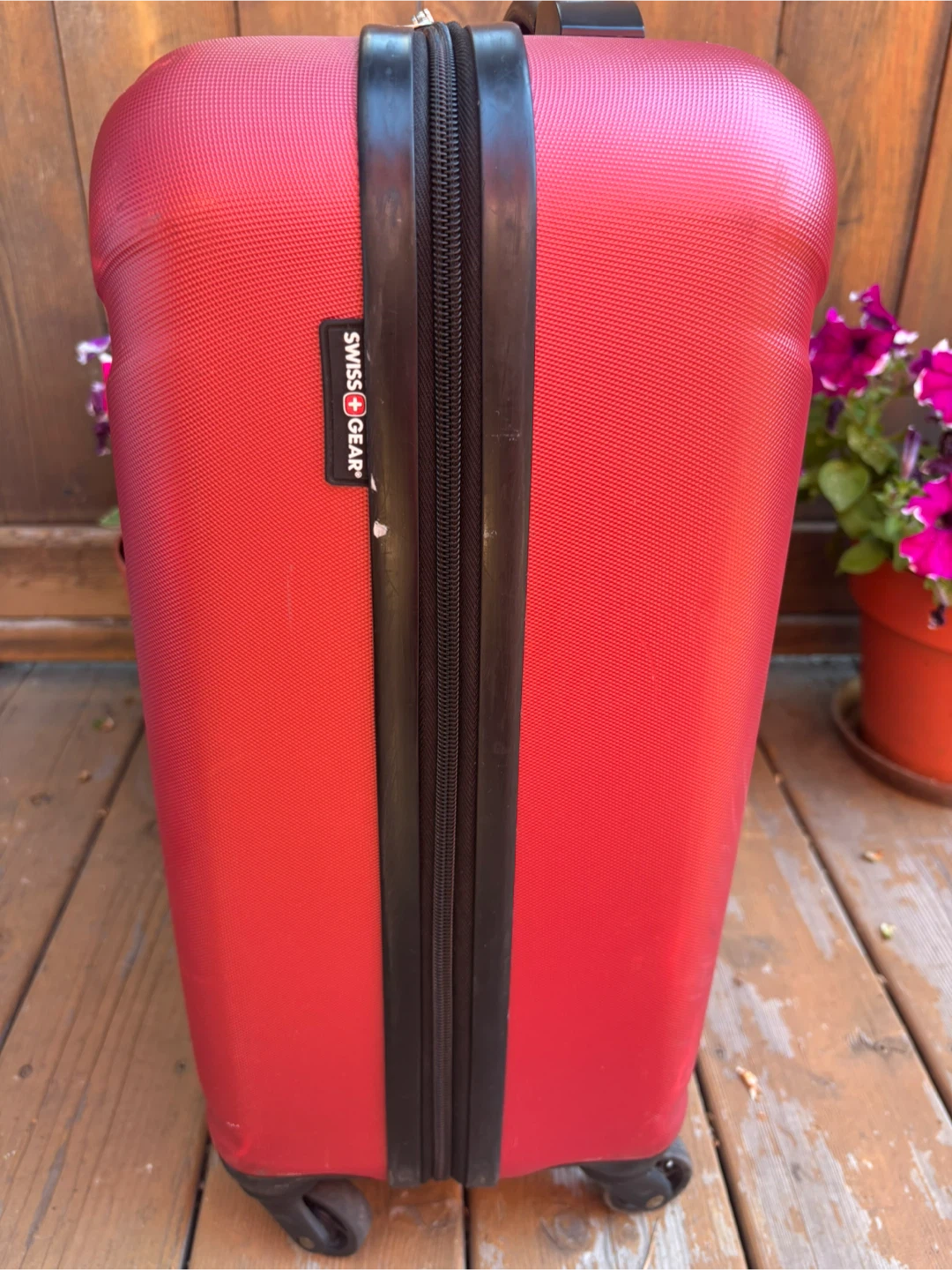 Swiss Gear Red Hardshell Carry-On Luggage - photo 4