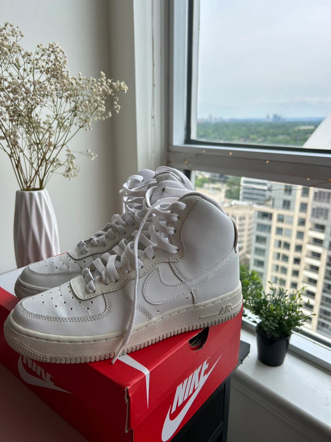 Nike Air Force 1 High Top Sneakers White