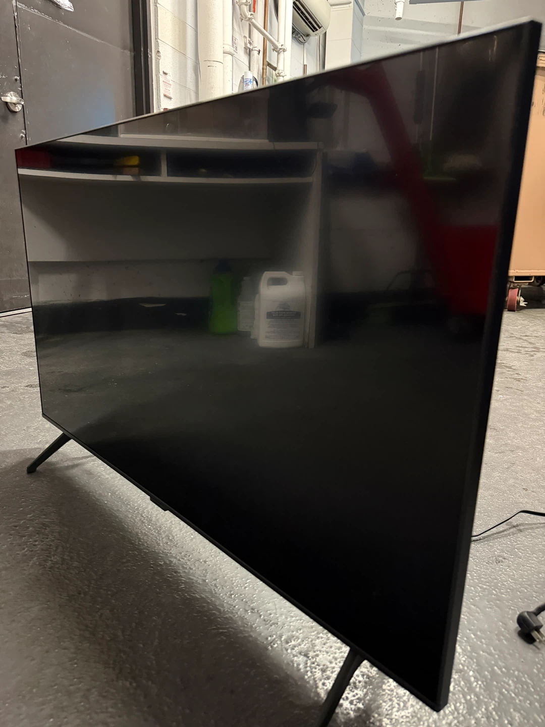 Samsung 4K Smart TV 38” - photo 2