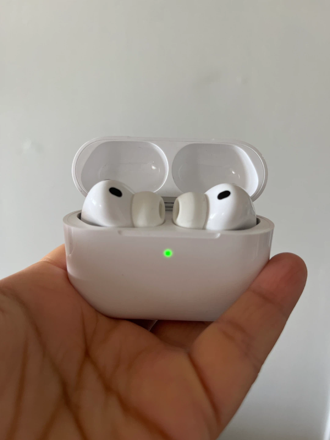 Airpods - photo 2
