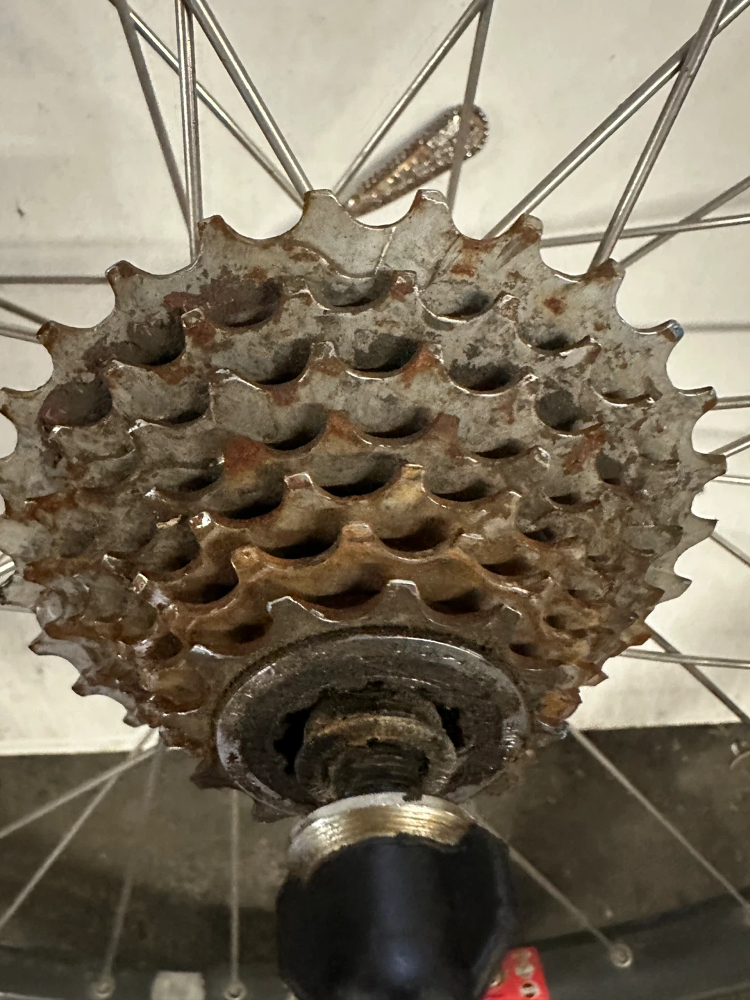 VINTAGE MAVIC 26” MTB REAR WHEEL MOUNTAIN BIKE PART - photo 3