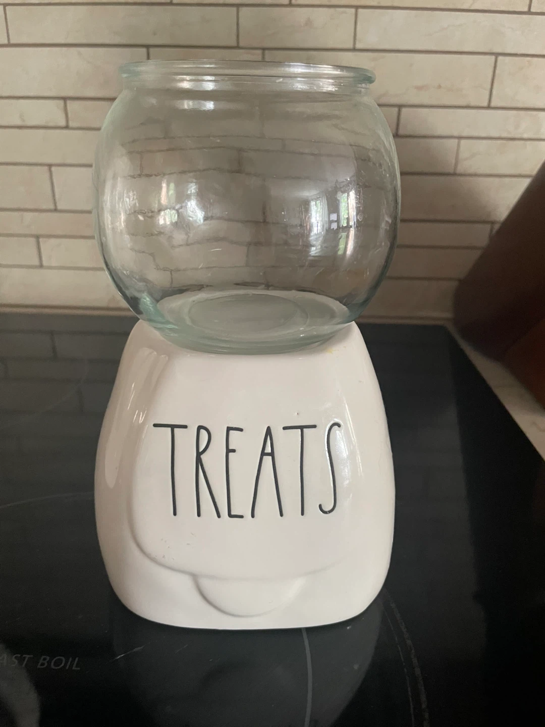 Rae Dunn "Bake" Loaf Pan, Citrus Pitcher, and "Treats" Jar - photo 4