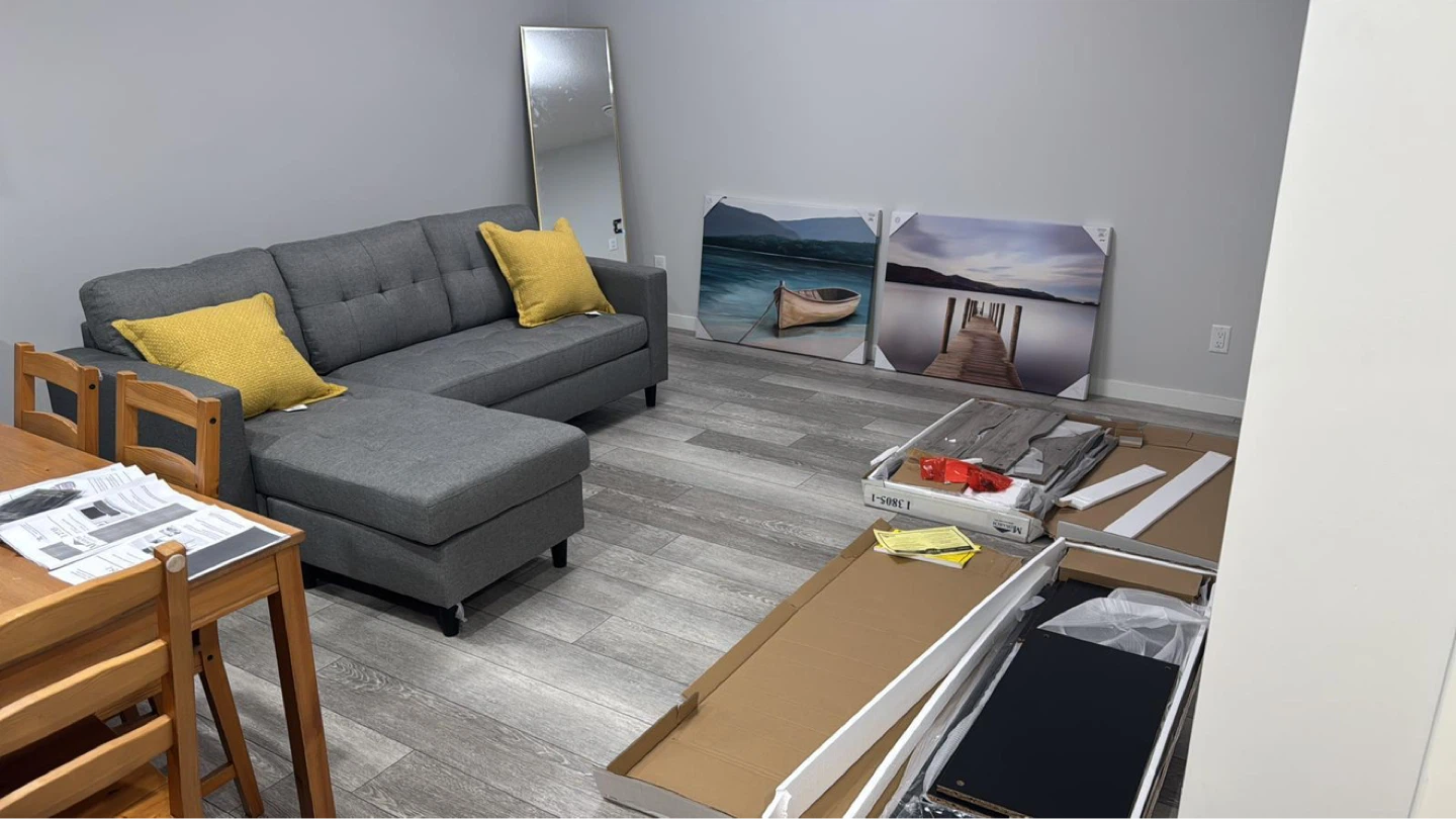 Furnitures and TV - photo 5