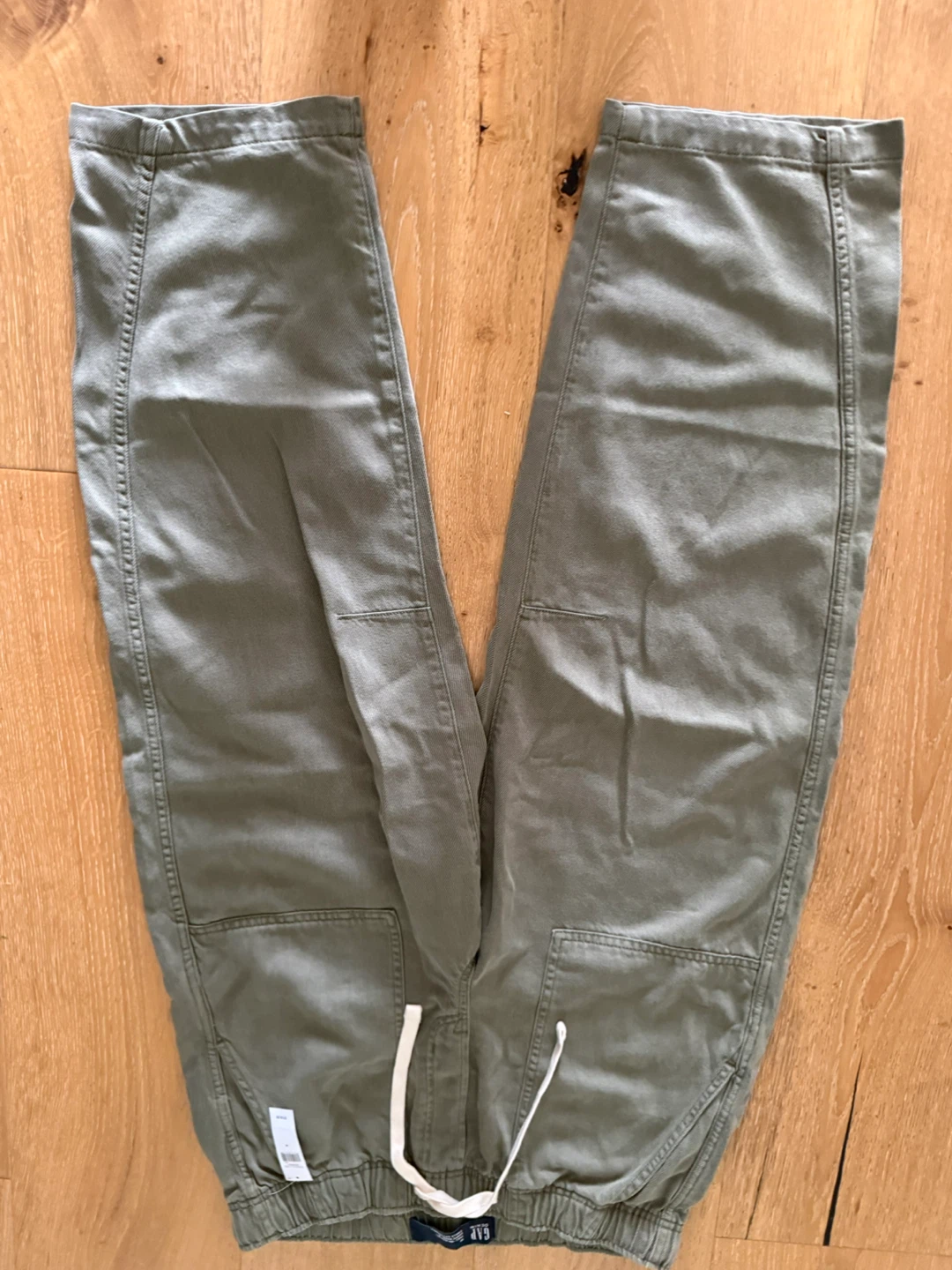 Women’s GAP Cargo Pants - Khaki - Size M