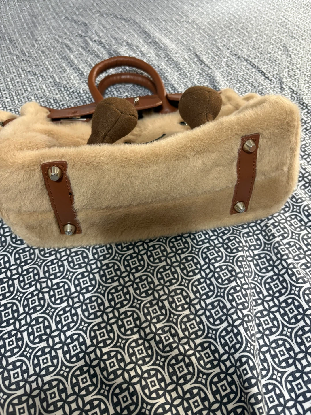 Faux Fur Cartoon Face Handbag - photo 3