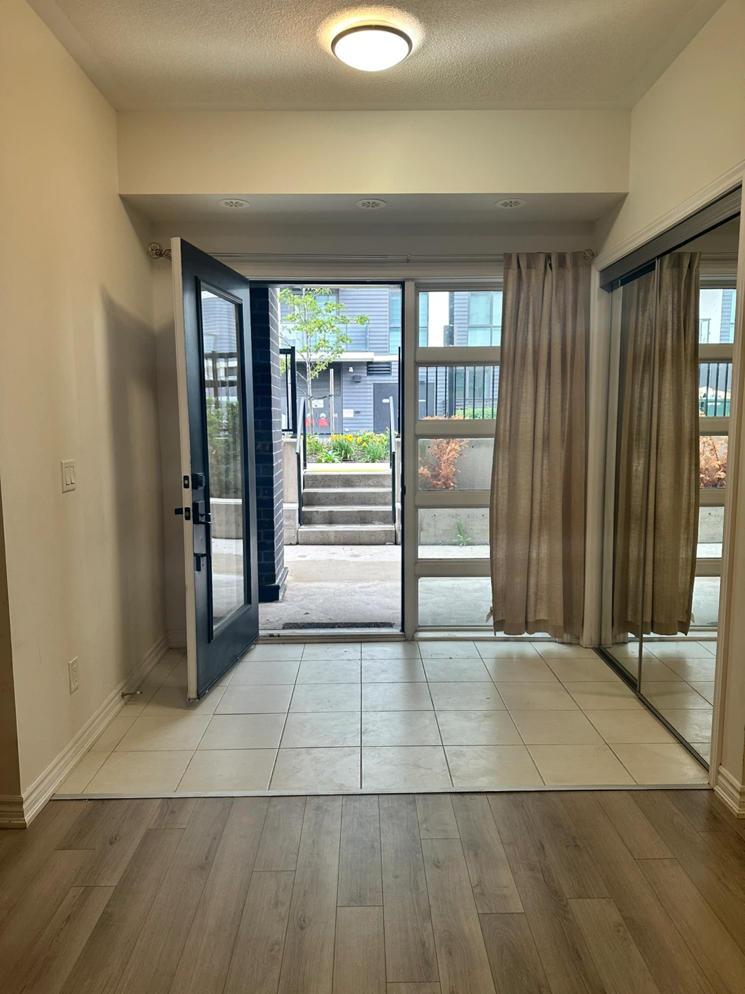 3bed 2 wash condo house