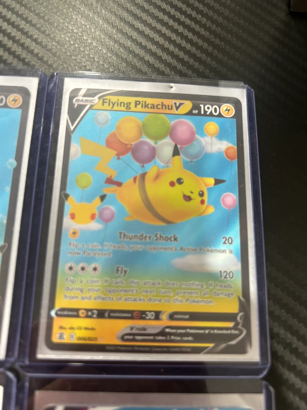 Surfing & Flying Pikachu V & Vmax set - photo 3