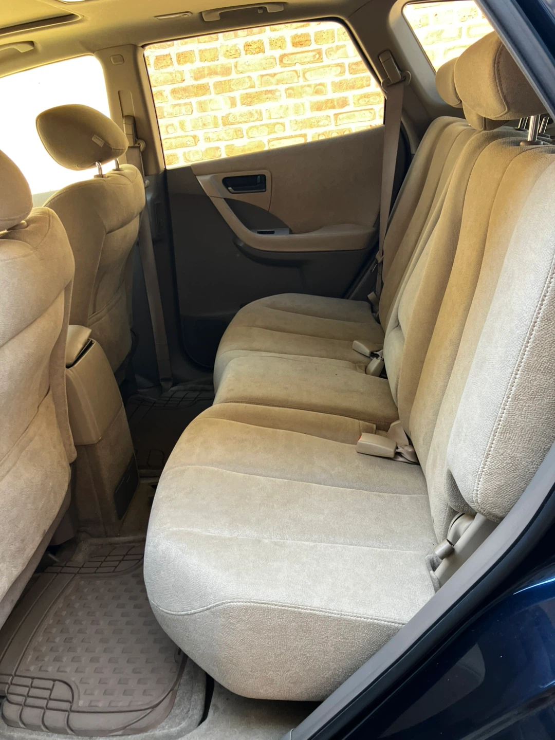 2004 Nissan Marano - photo 2