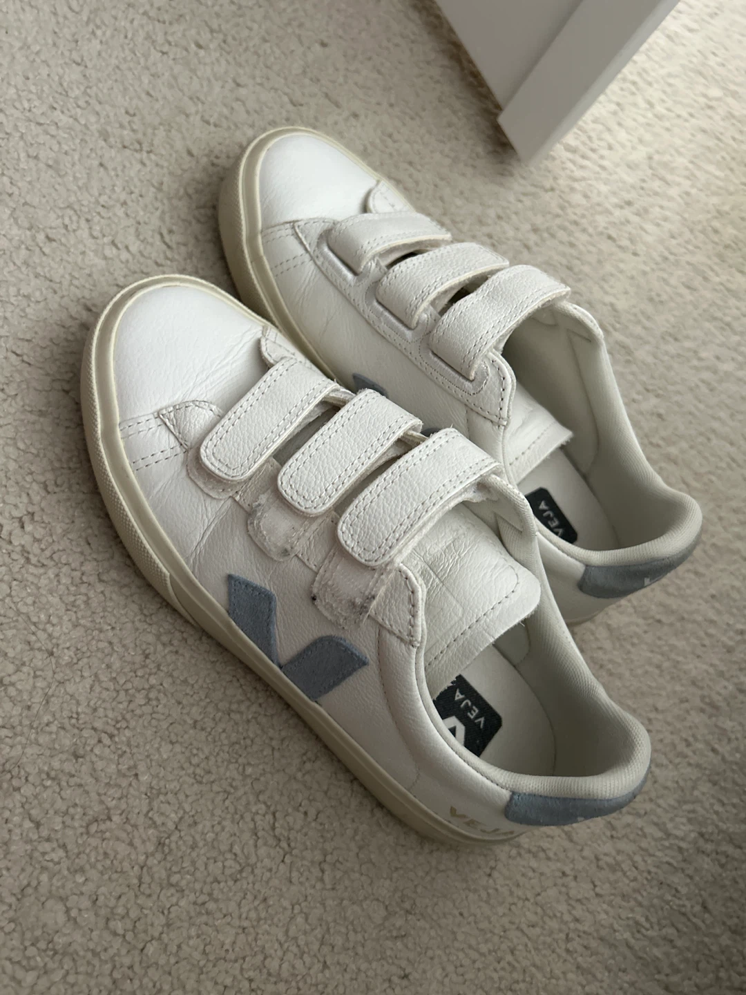 Veja Velcro Sneakers - White - photo 3