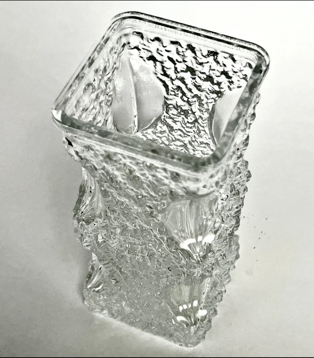MCM Modern Glass Vase - photo 3