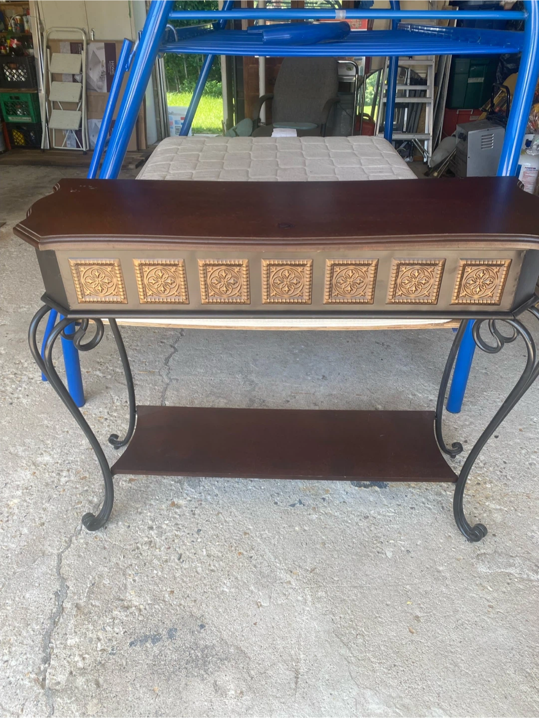 Console Table with Ornate Details - photo 3