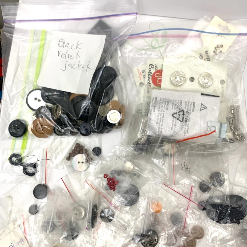 Buttons Sewing Supplies Craft Buttons Sewing Notions Bulk Lot - photo 4