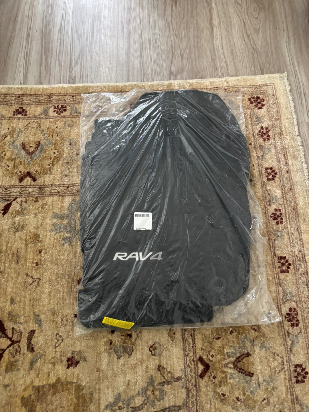 Toyota RAV4  Floor Mats 2013-2025 - photo 2