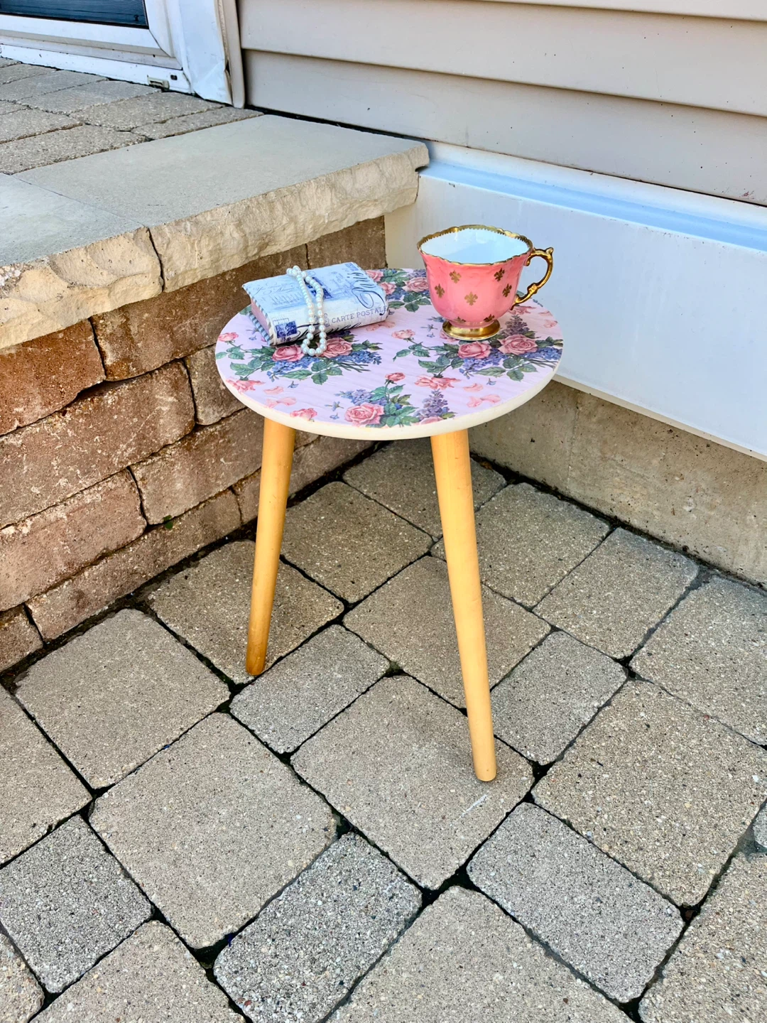 SUPER CUTE SMALL DECOUPAGED TABLE