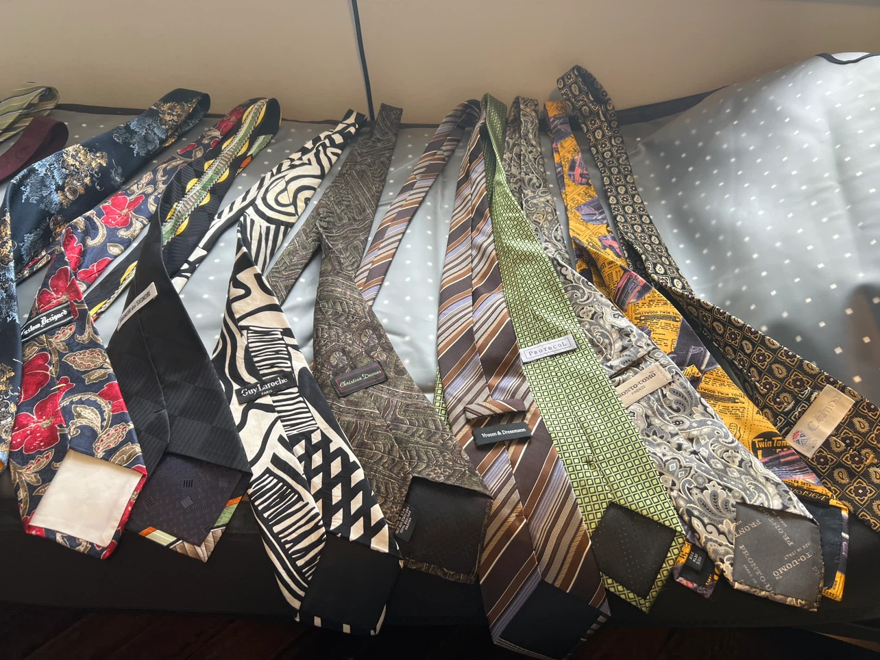 Assorted Men's Ties - photo 4