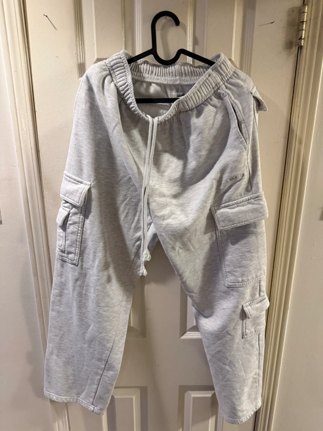 Refuge Athletics Grey Hoodie and Cargo Pants Set - photo 4