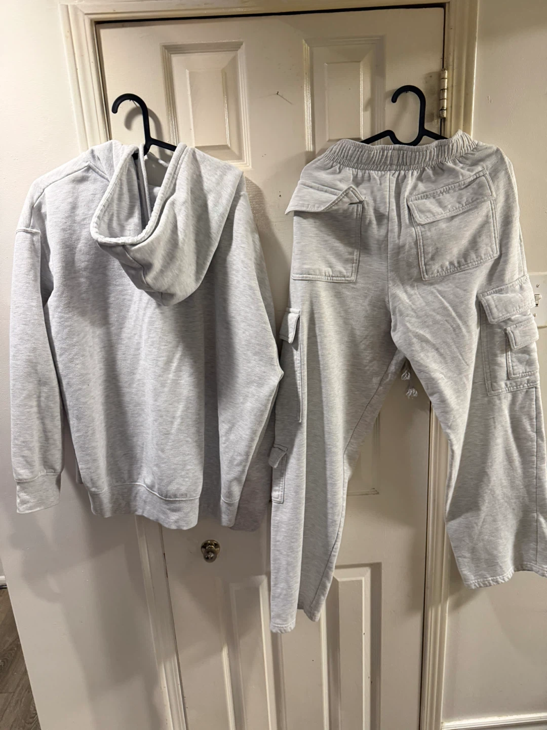 Refuge Athletics Grey Hoodie and Cargo Pants Set - photo 5