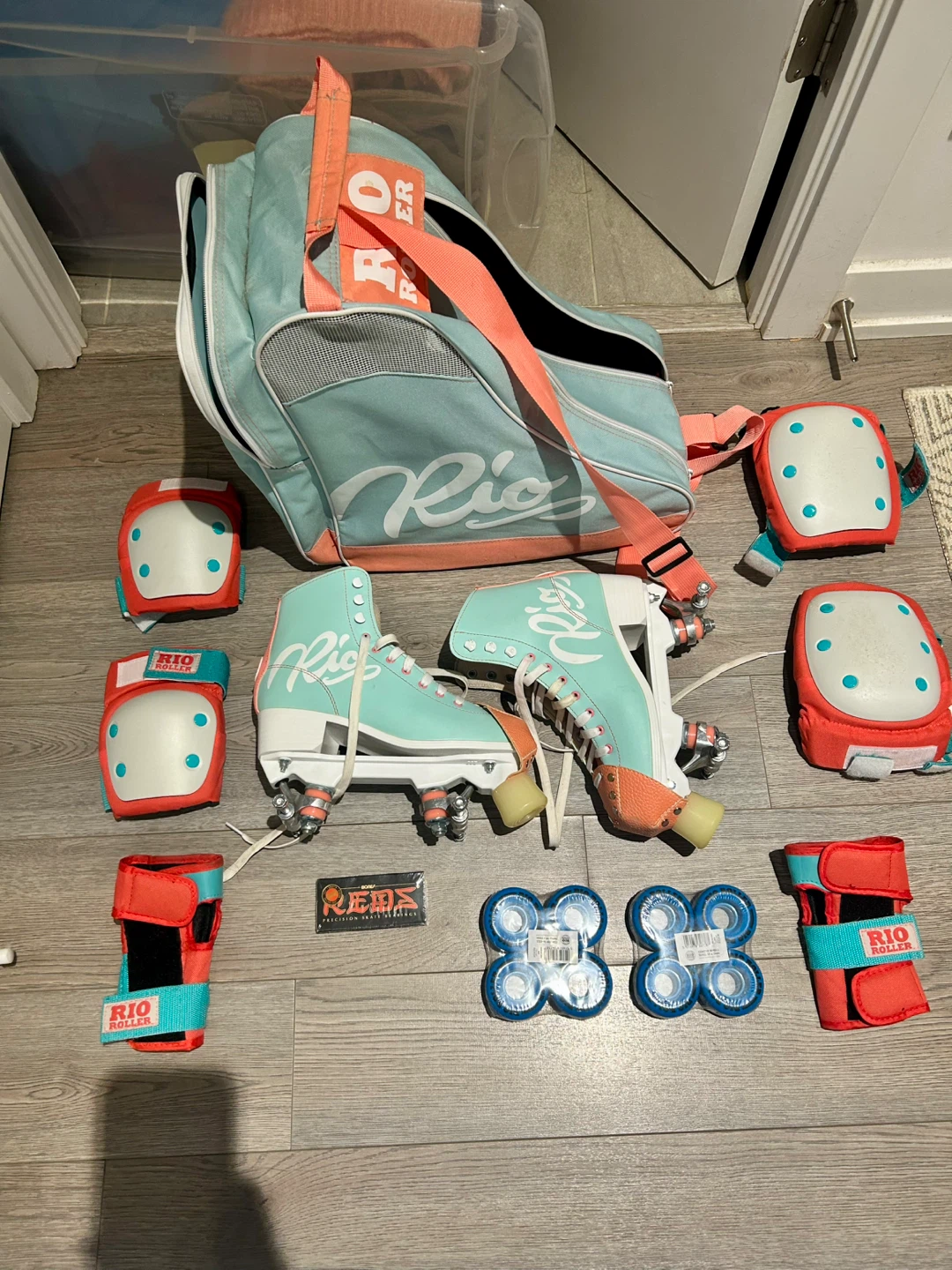 Women’s Size 9 Rio Quad Roller Skates Set - photo 2