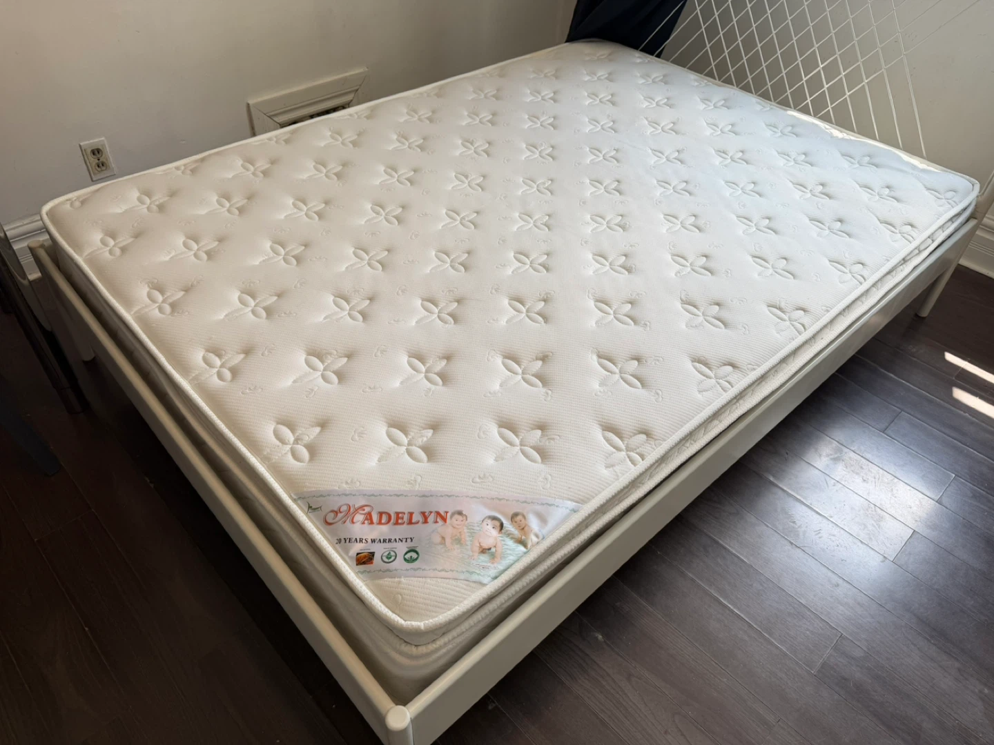 Double size Madelyn Mattress - 20 Years Warranty