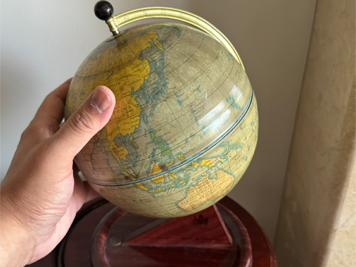 Vintage 1950's Chad Valley Tin World Globe - photo 5