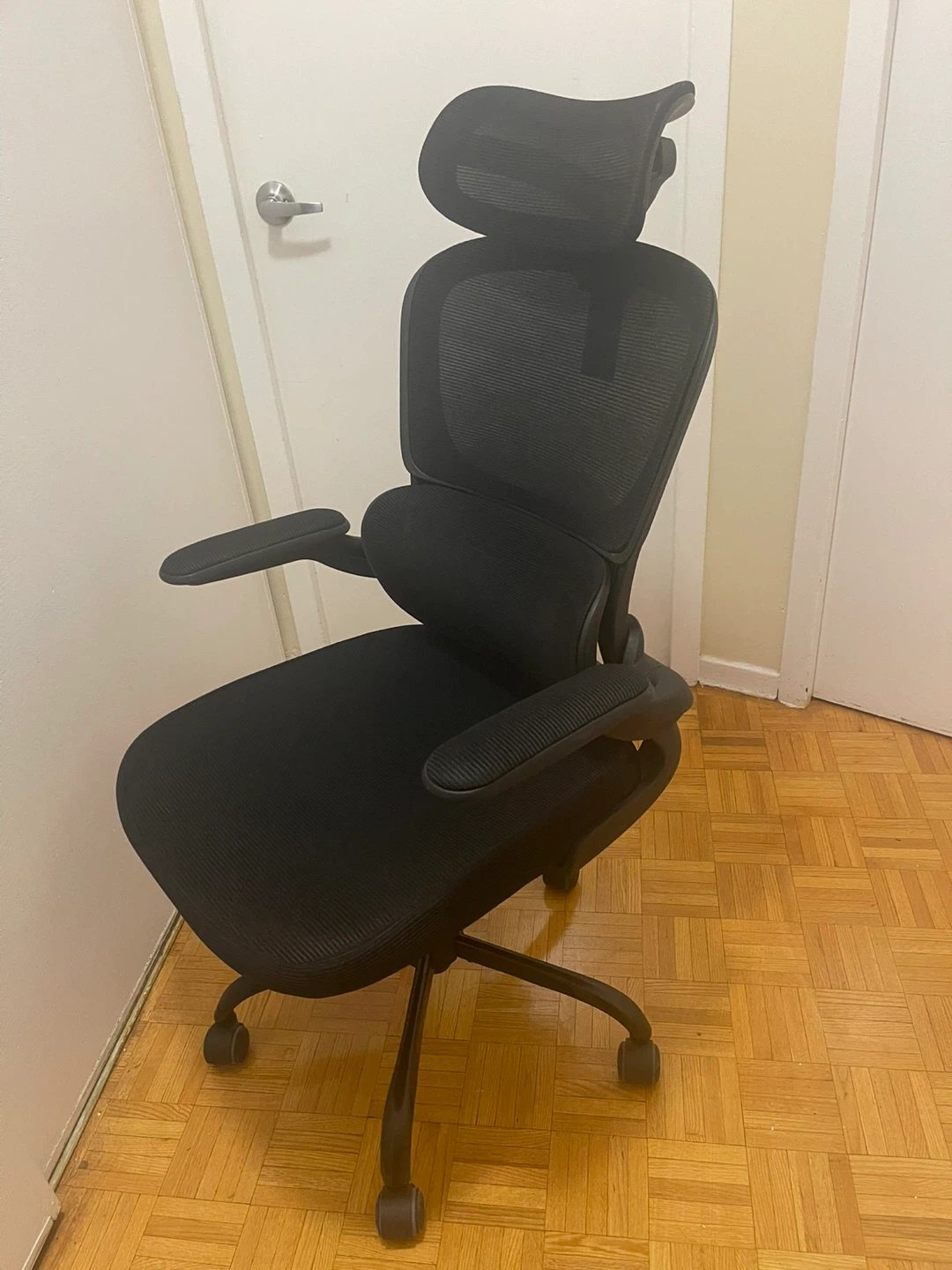 Ergonomic Mesh Office Chair with Headrest - photo 4