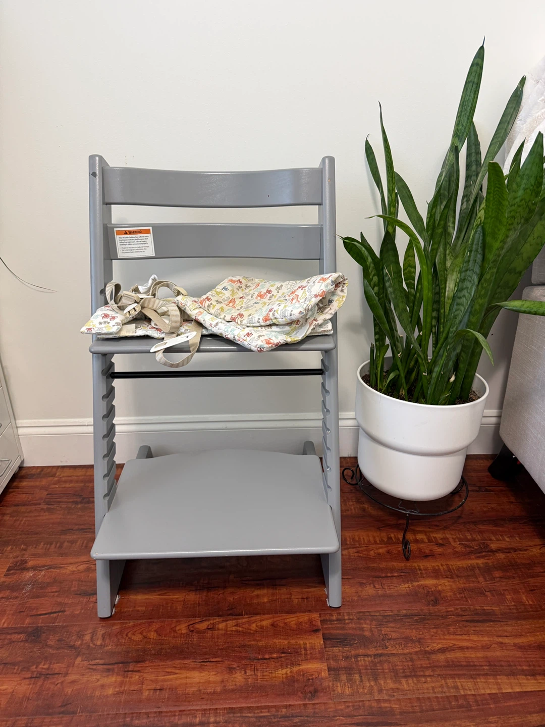 Stokke Tripp Trapp High Chair with cushion and straps - photo 2