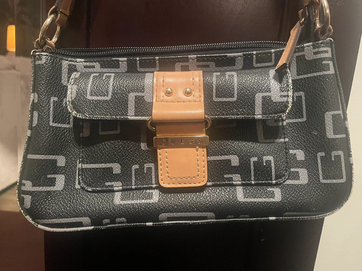 GUESS Shoulder Bag - photo 2