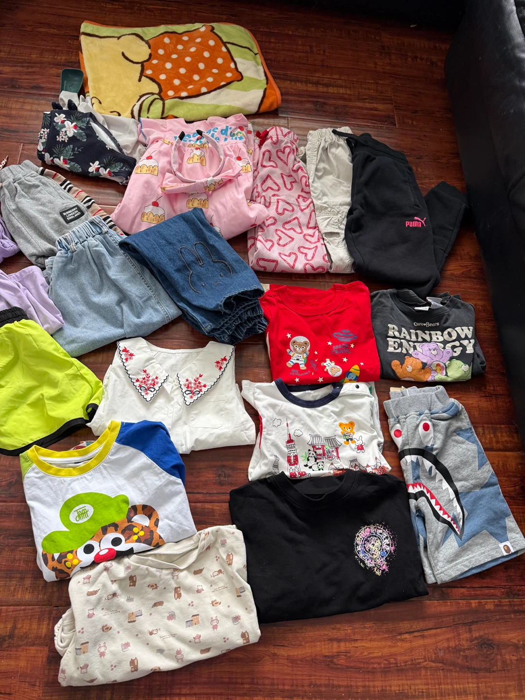 Like new condition clothing bundle for kids ages 5-6