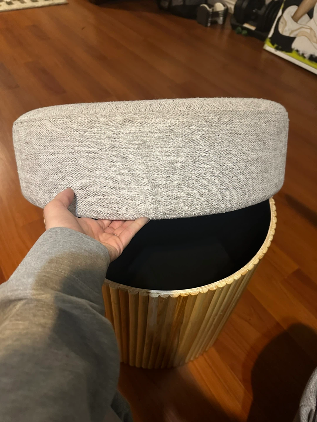 Round Storage Ottoman Pouf - photo 2